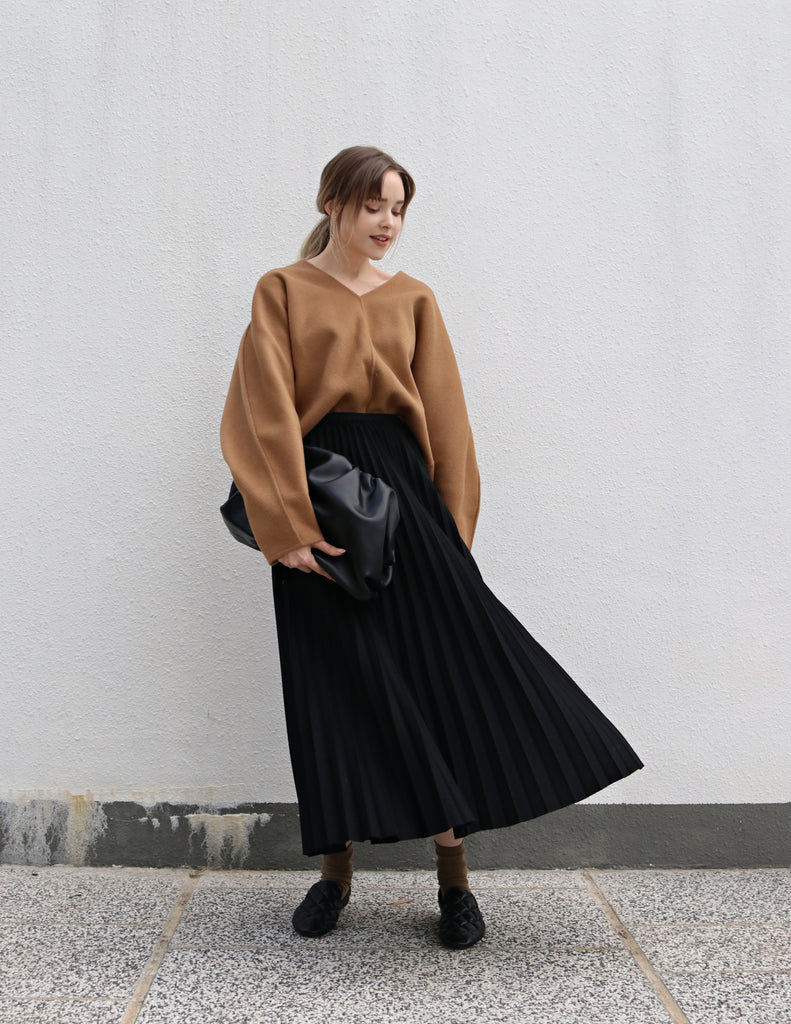 Black Pleated Wool Skirt