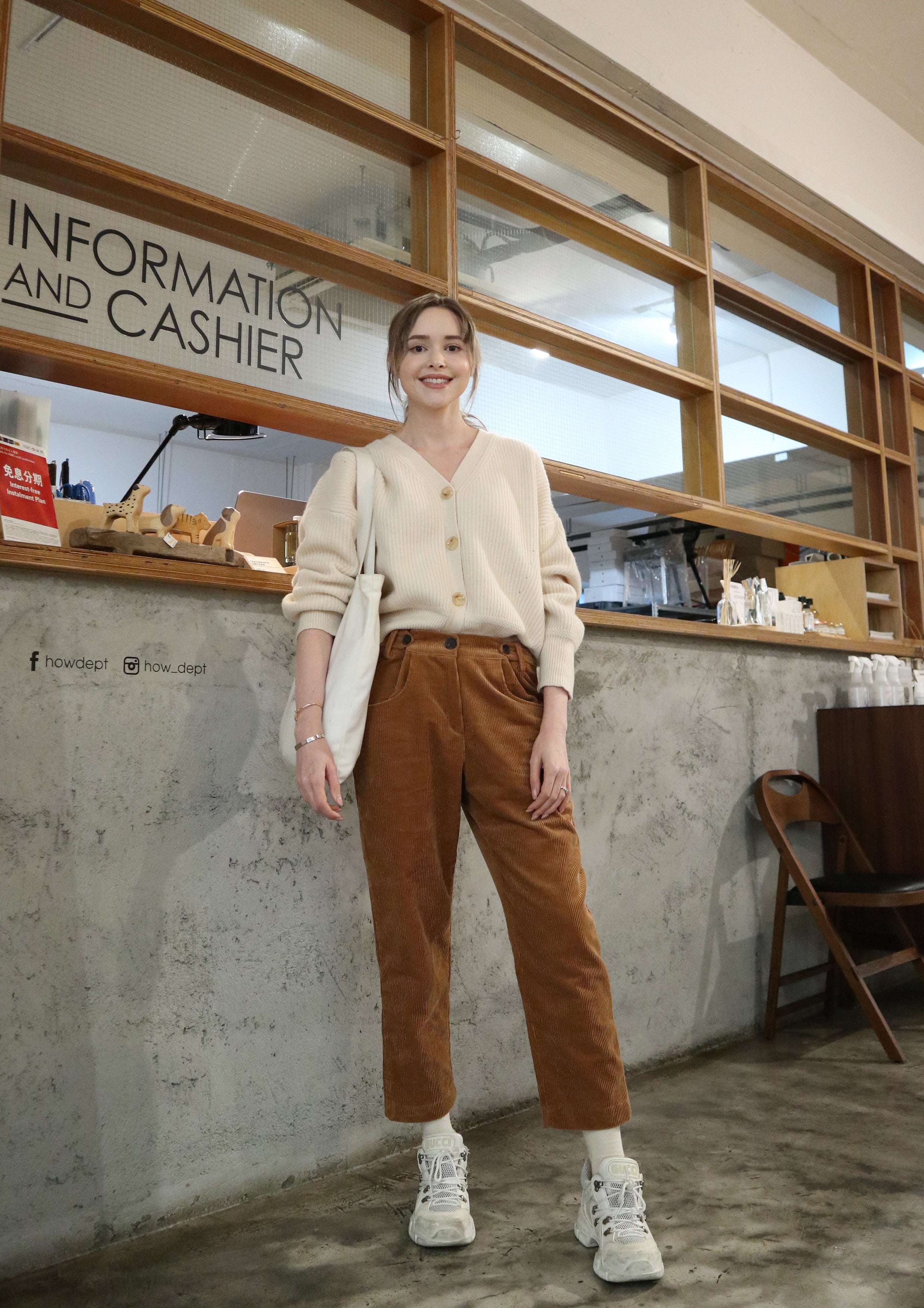 HOW TO STYLE CORDUROY PANTS