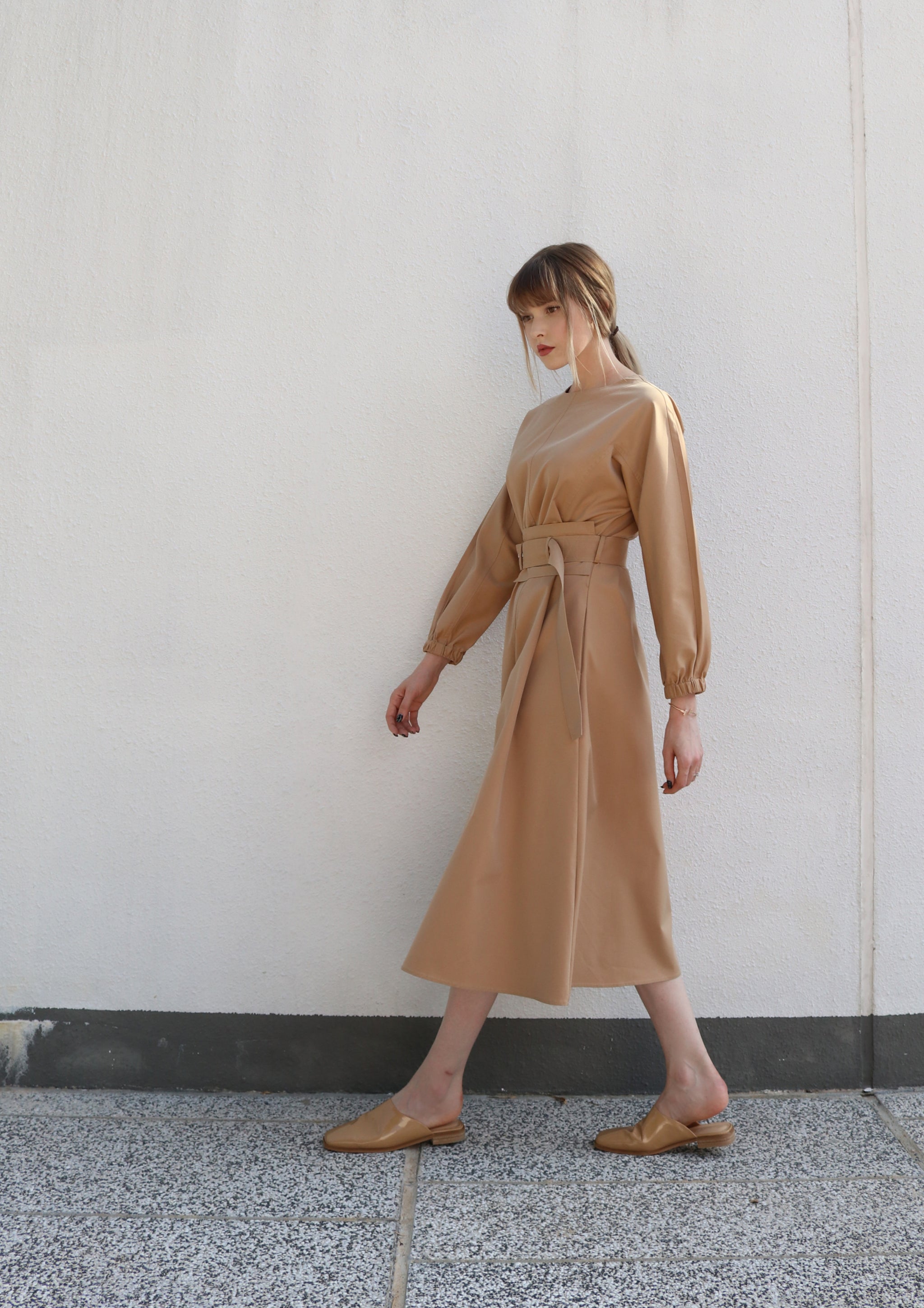 Beige Belted Dress – toat